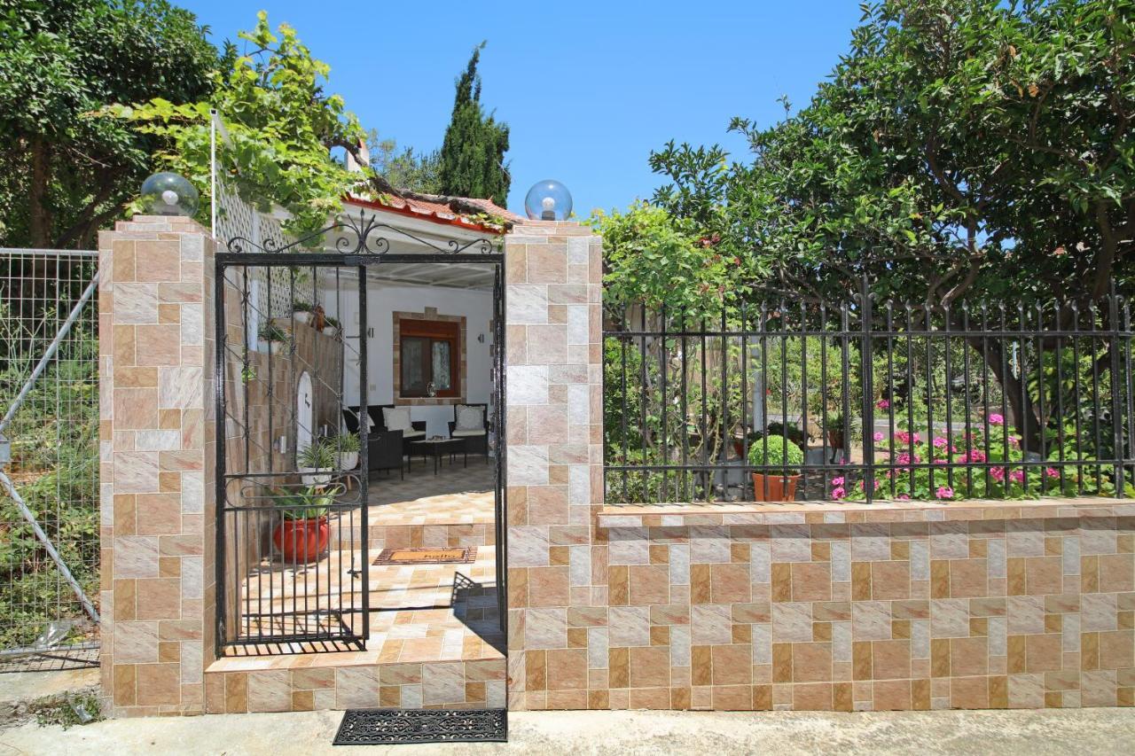 Vasia'S Small Villa Città di Skopelos Esterno foto