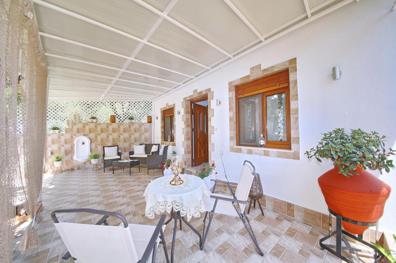 Vasia'S Small Villa Città di Skopelos Esterno foto