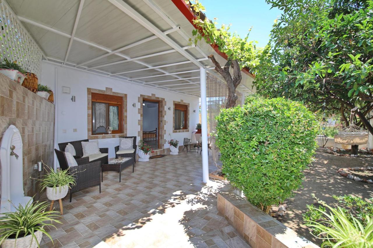 Vasia'S Small Villa Città di Skopelos Esterno foto
