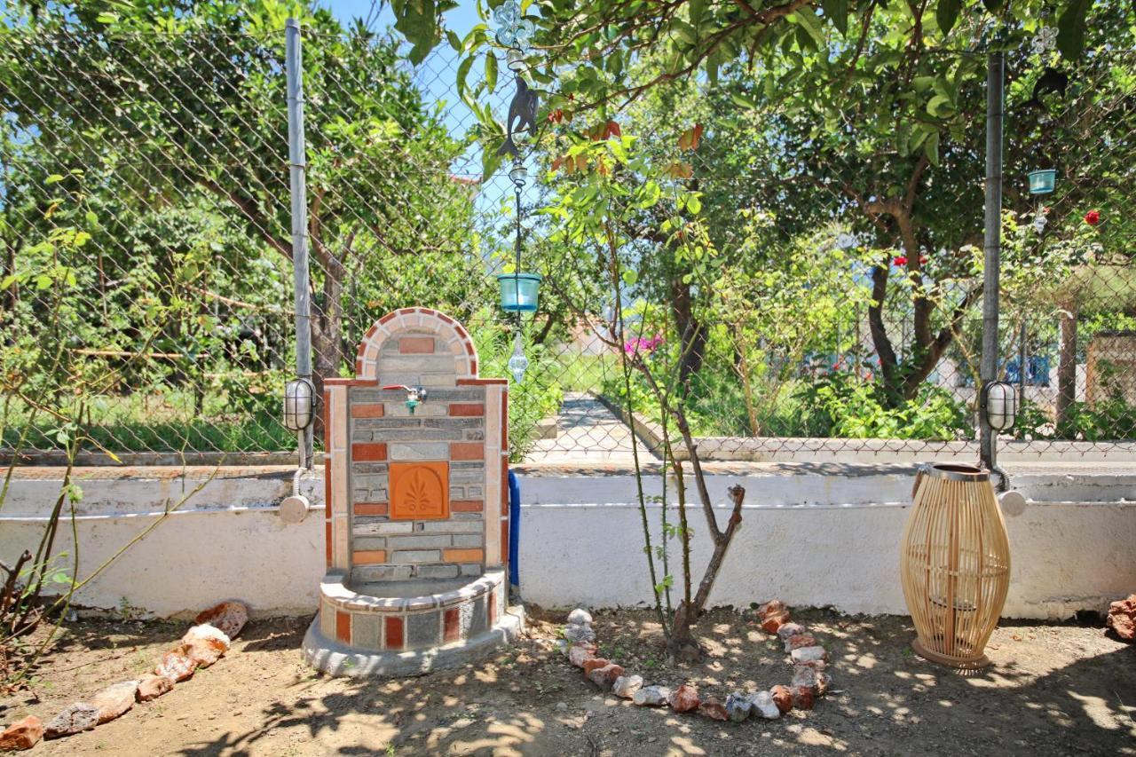 Vasia'S Small Villa Città di Skopelos Esterno foto